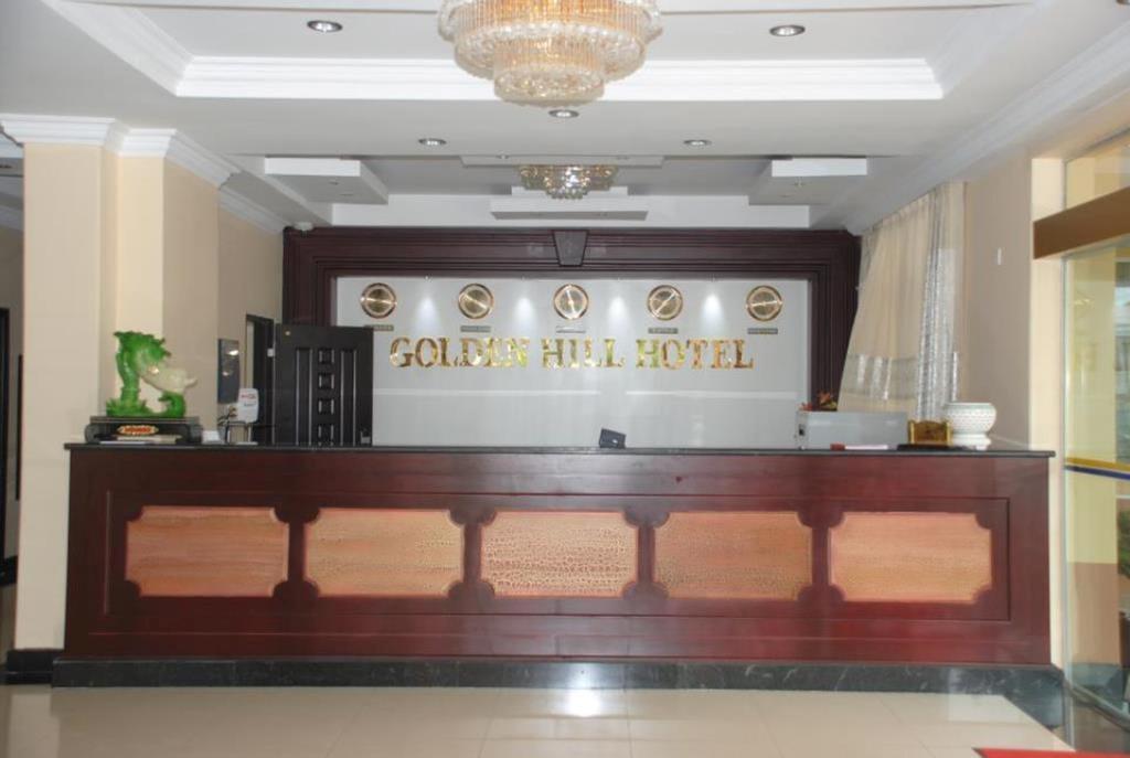 Golden Hill Hotel - Lashio Exteriör bild